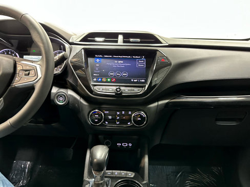 Used 2021 Chevrolet TrailBlazer LT w/ Premium Seating Package image 49
