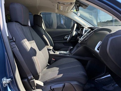 Used 2017 Chevrolet Equinox LT image 33
