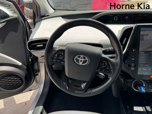 Used 2020 Toyota Prius Prime Limited image 16