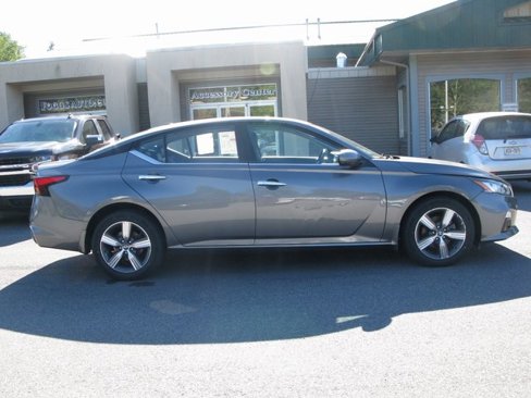 Used 2021 Nissan Altima 2.5 SL image 3