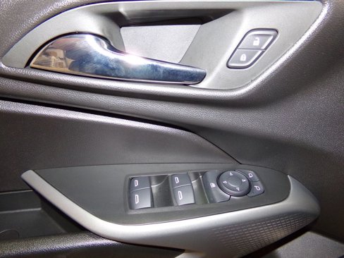 New 2025 Chevrolet Trax LS image 14