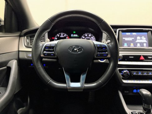 Used 2018 Hyundai Sonata Sport image 19