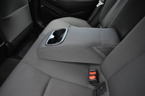 Used 2021 Toyota Corolla LE image 11