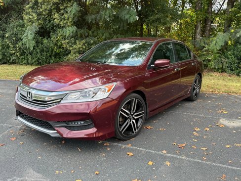 Used 2017 Honda Accord Sport image 6
