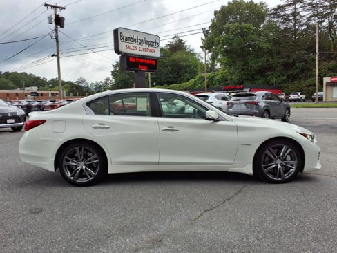 Used 2015 INFINITI Q50 Sport w/ Deluxe Technology Package image 2