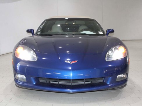 Used 2007 Chevrolet Corvette Convertible w/ Preferred Equipment Group image 11