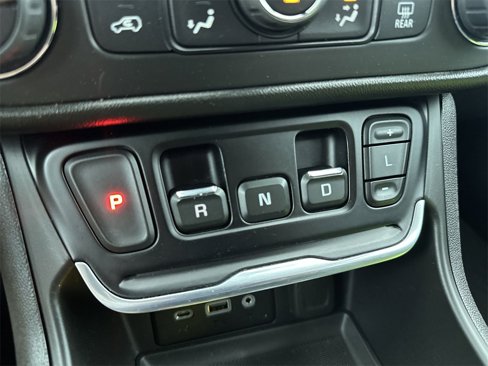 Used 2020 GMC Terrain SLE image 20