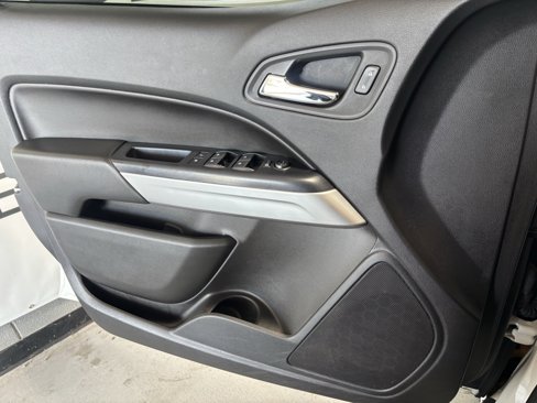 Used 2020 Chevrolet Colorado ZR2 w/ Colorado ZR2 Bison Edition image 13