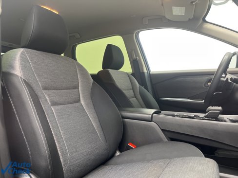 Used 2023 Nissan Rogue SV image 17