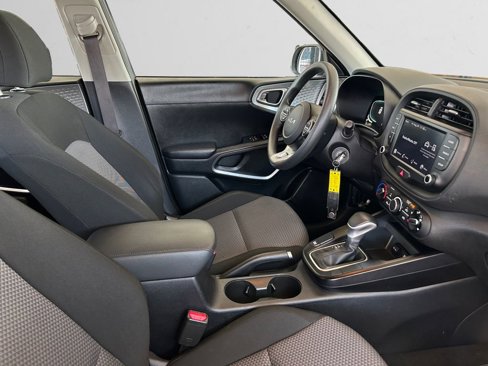 Used 2023 Kia Soul LX w/ Option Group 015 image 17