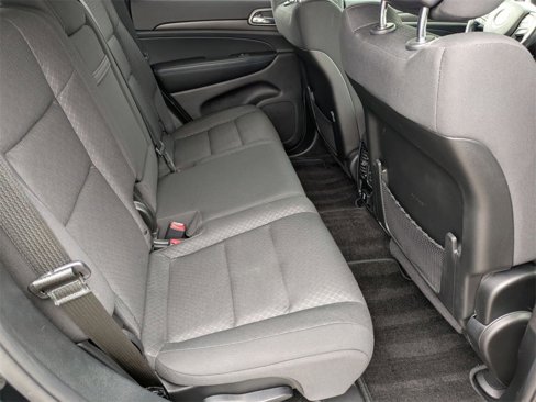 Used 2018 Jeep Grand Cherokee Laredo image 28