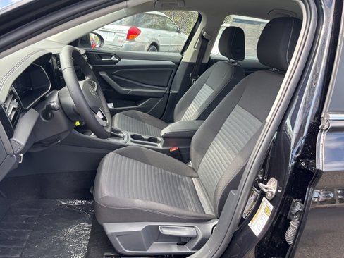 New 2025 Volkswagen Jetta S image 13