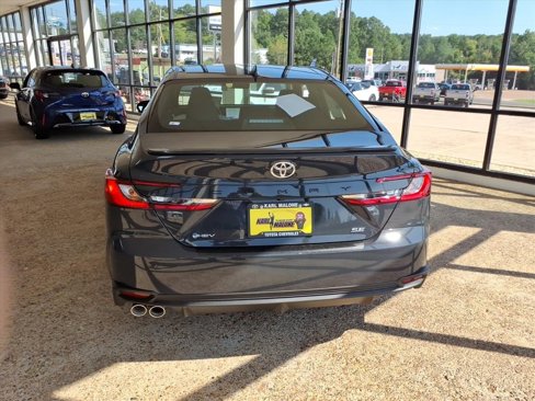 New 2025 Toyota Camry SE image 4