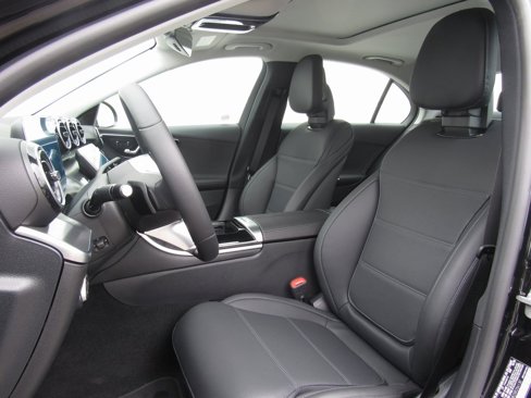 New 2025 Mercedes-Benz C 300 4MATIC Sedan image 12