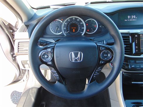 Used 2016 Honda Accord EX image 15