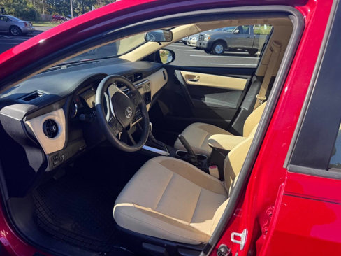 Used 2017 Toyota Corolla LE image 7