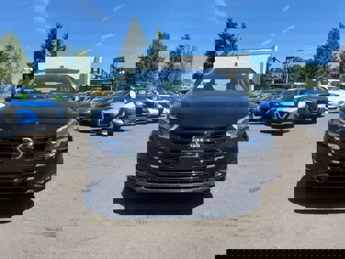 New 2025 Nissan Versa SV w/ Trunk Package image 2