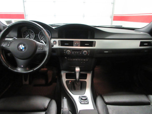 Used 2011 BMW 335i xDrive Sedan image 24