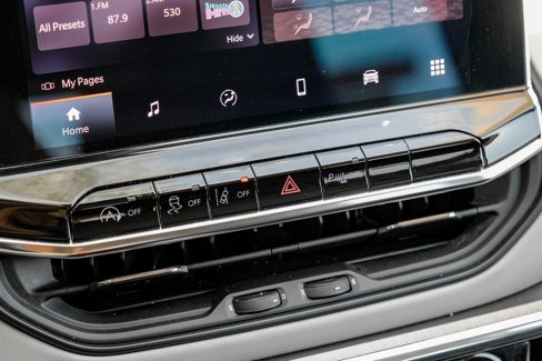 Used 2022 Jeep Compass Limited image 37
