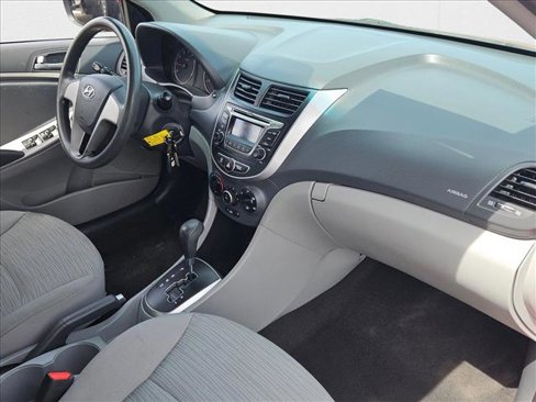 Used 2015 Hyundai Accent GLS image 19