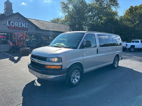 Used 2009 Chevrolet Express 1500 AWD Passenger w/ LT Preferred Equipment Group image 6