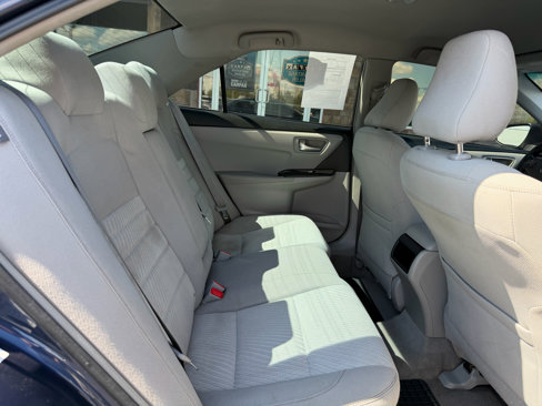 Used 2016 Toyota Camry LE image 18