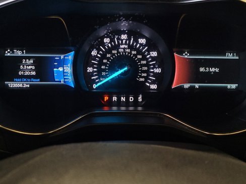 Used 2018 Ford Fusion Titanium image 23