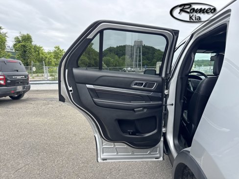 Used 2018 Ford Explorer Sport w/ Equipment Group 401A image 30