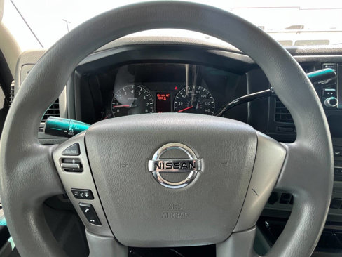 Used 2021 Nissan NV 2500 S image 29