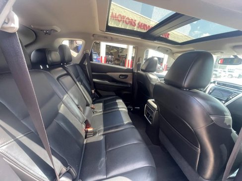 Used 2015 Nissan Murano AWD image 13