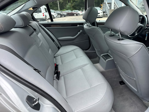 Used 2003 BMW 325xi Sedan image 20