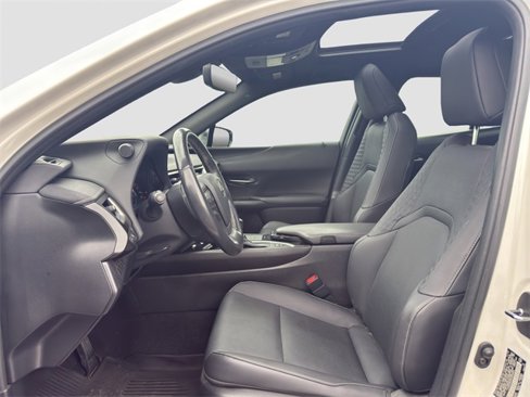 Used 2019 Lexus UX 250h image 9