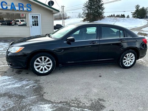 Used 2012 Chrysler 200 Touring image 3