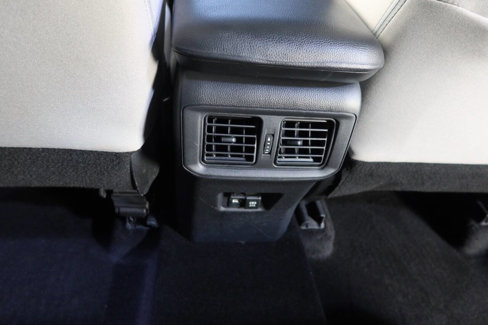 Used 2021 Toyota RAV4 XLE image 28