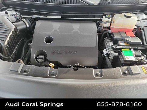 Used 2020 Buick Enclave Essence image 9