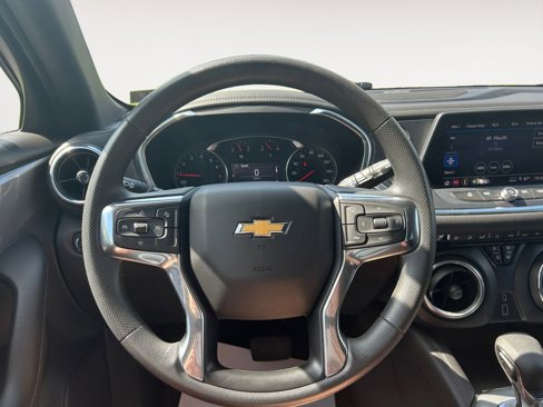 Used 2022 Chevrolet Blazer LT image 14