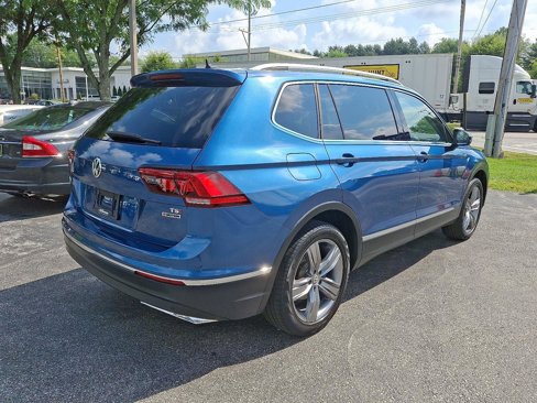 Used 2018 Volkswagen Tiguan SEL Premium image 6