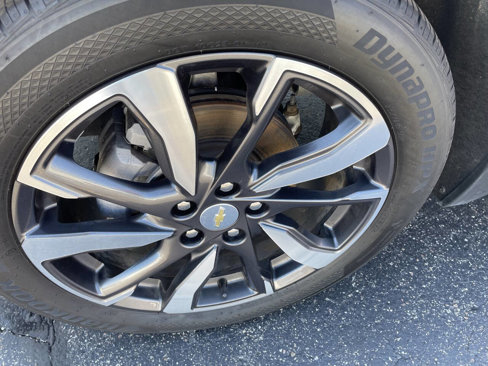 Used 2022 Chevrolet Equinox Premier image 12