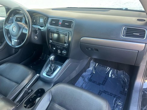 Used 2014 Volkswagen Jetta TDI image 11