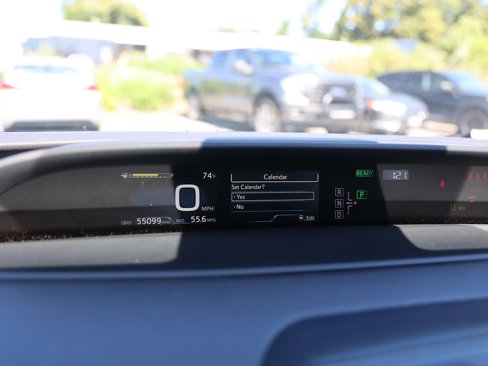 Used 2017 Toyota Prius Four image 23