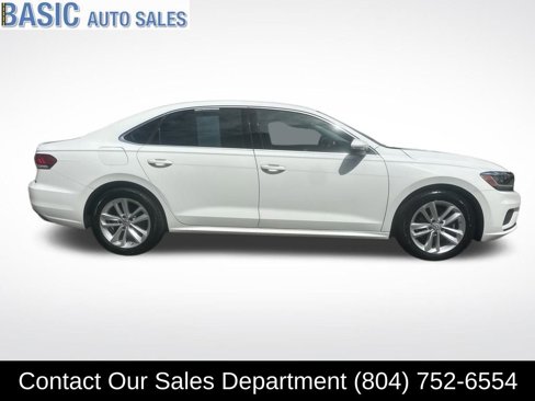 Used 2020 Volkswagen Passat 2.0T SE image 4