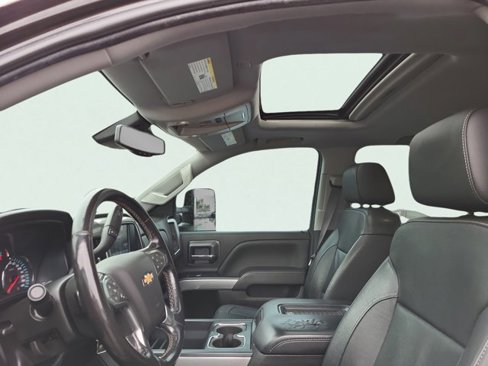 Used 2017 Chevrolet Silverado 1500 LTZ Z71 w/ LTZ Plus Package image 28