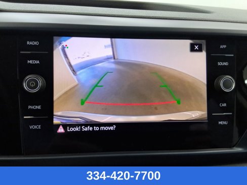 Certified 2024 Volkswagen Taos SE image 11