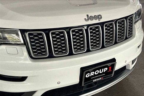 Used 2017 Jeep Grand Cherokee Summit w/ Platinum Series Group image 29