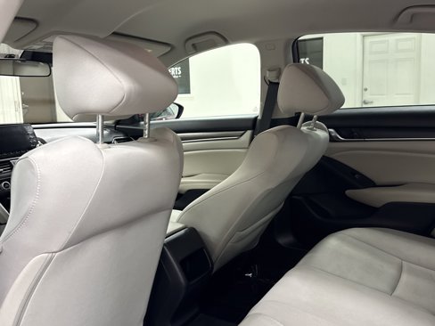 Used 2019 Honda Accord LX image 14