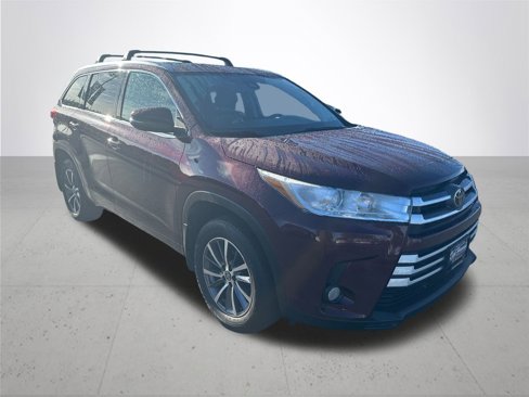 Used 2018 Toyota Highlander XLE image 5