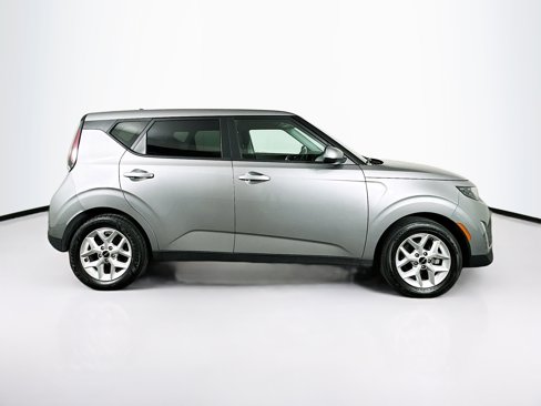 Used 2024 Kia Soul LX w/ Option Group 015 image 10