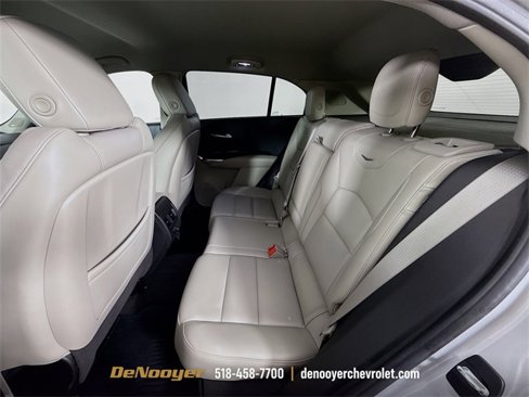 Used 2021 Cadillac XT4 Premium Luxury w/ Cold Weather Package image 24