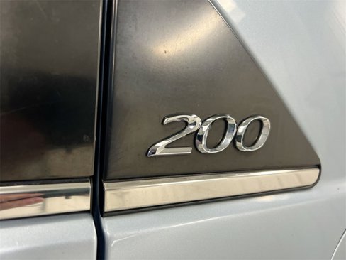 Used 2013 Chrysler 200 LX image 25