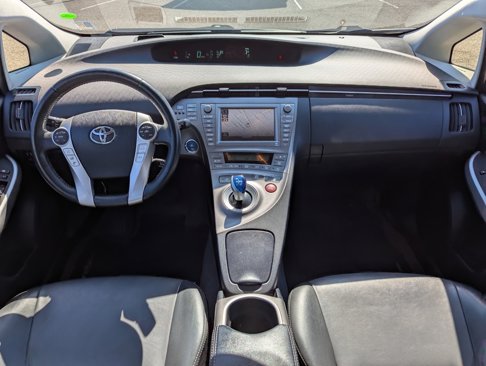 Used 2014 Toyota Prius Five image 23